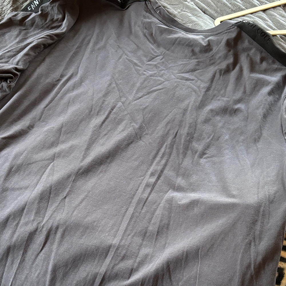 Kenneth Cole Men's Dark Gray Short Sleeve Tee - Picture 3 of 4